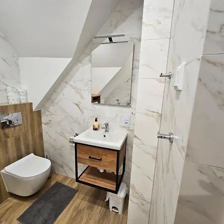 1895 Sauna Bania Chalet *
